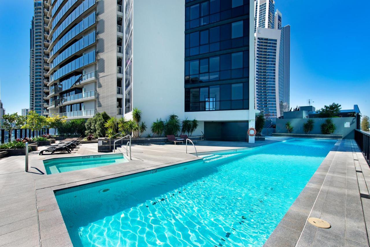 Circle On Cavill Surfers Paradise Apartments-Holiday Paradise Голд-Кост Экстерьер фото