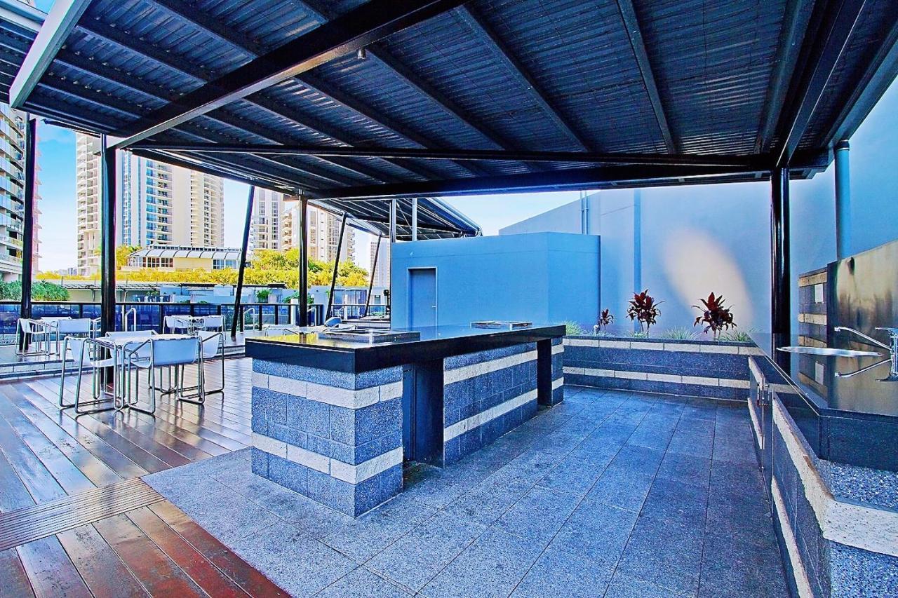 Circle On Cavill Surfers Paradise Apartments-Holiday Paradise Голд-Кост Экстерьер фото