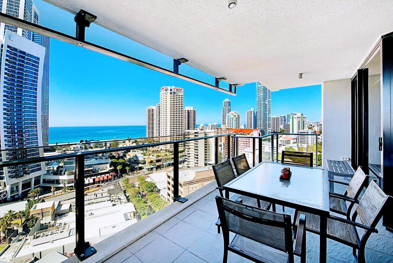 Circle On Cavill Surfers Paradise Apartments-Holiday Paradise Голд-Кост Номер фото
