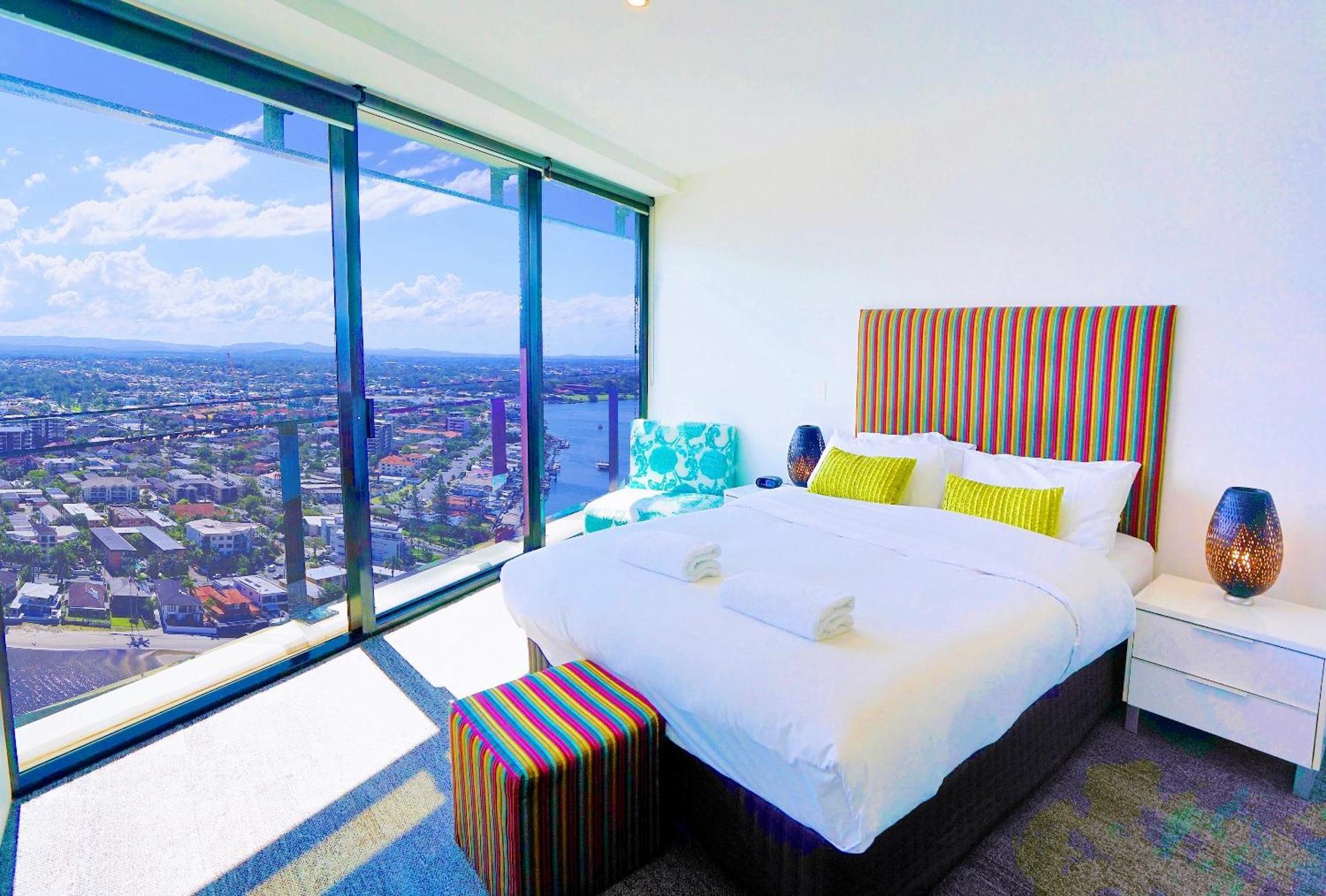 Circle On Cavill Surfers Paradise Apartments-Holiday Paradise Голд-Кост Номер фото