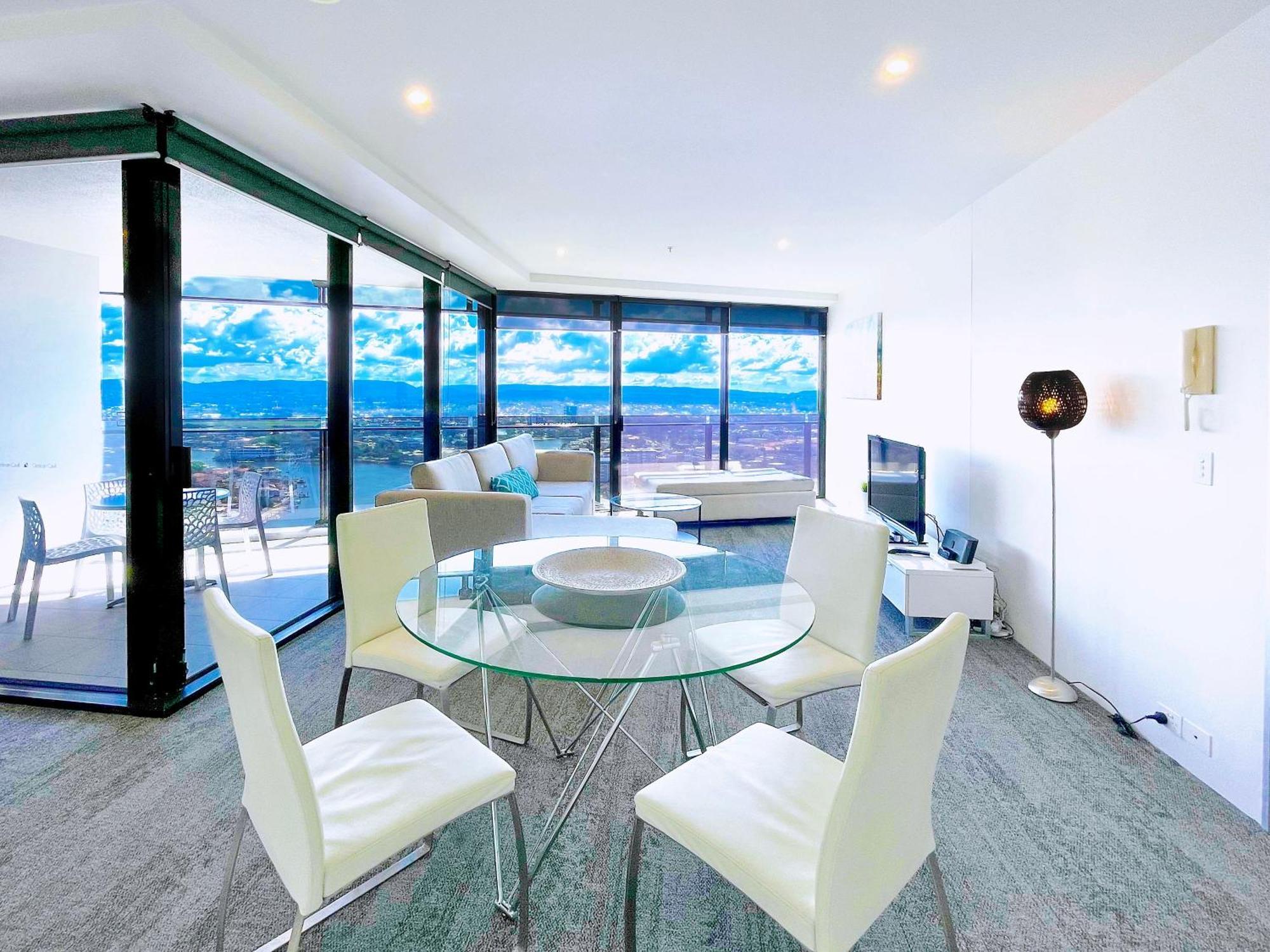 Circle On Cavill Surfers Paradise Apartments-Holiday Paradise Голд-Кост Номер фото